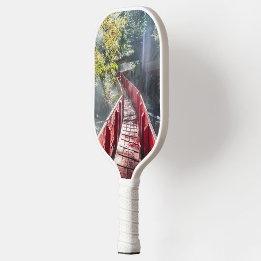 Sonnenschein in den Termas Geometrien, Conaripe Pickleball Schläger (Links)