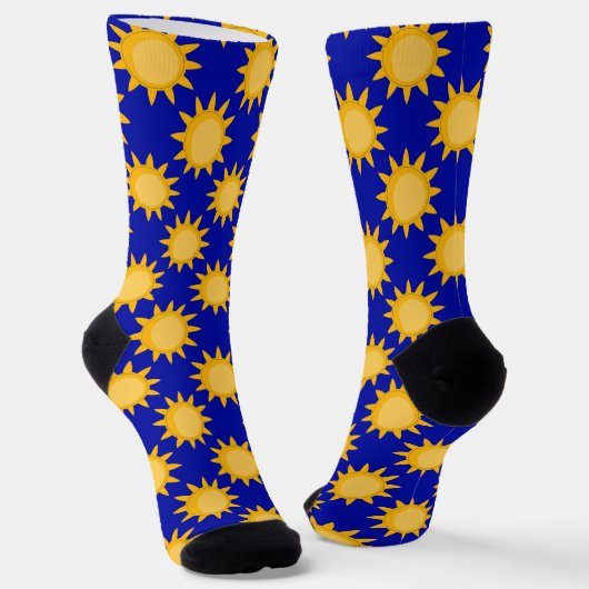 Sonnenschein-Sonnenmuster-Design auf Blau Socken (Gewinkelt)