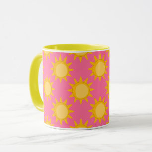 Sonnenschein-Sonnenmuster-Design auf Rosa Tasse