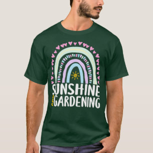 Sonnenschein und Gartenarbeit Niedliches Regenboge T-Shirt
