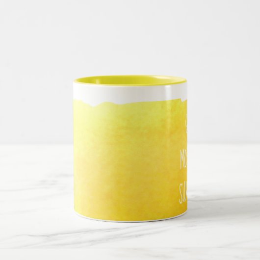 Sonnenscheinkaffee-Zitatgelb des gutenmorgens Zweifarbige Tasse (Mittel)