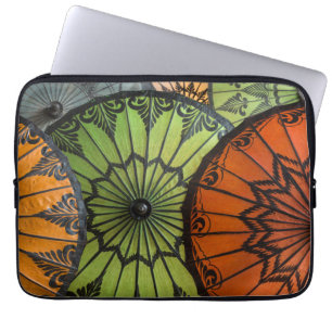 Sonnenschirme zu verkaufen, Bagan, Myanmar Laptopschutzhülle
