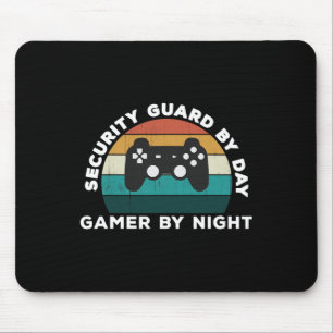 Sonnenschutzgitter bei TagesGamer bei Nacht Video Mousepad