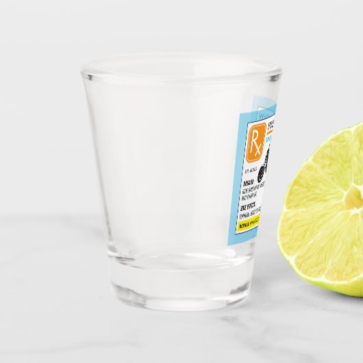 Sonnenschutzmittel Schnapsglas (Links)