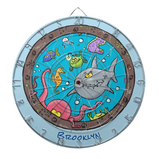 Sonnenseebewohner unter Wasser zeichnend Cartoon Dartscheibe (vorne)