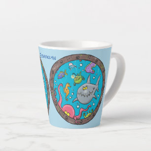 Sonnenseebewohner unter Wasser zeichnend Cartoon Milchtasse