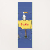 Sonnensevogel umkreist von Haifischen Cartoon Yogamatte (Vorderseite)