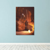 Sonnenstrahlen auf dem Canyon-Boden Leinwanddruck (Insitu (Holzboden))