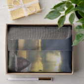 Sonnenstrahlen, die nach einem Sturm auf roten Bar Seidenpapier (Geschenk)