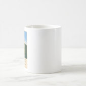 Sonnenstrahlen durch den Bergwald Kaffeetasse (Mittel)