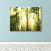Sonnenstrahlen durch Treetops Leinwanddruck (Insitu (Holzboden))