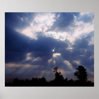 Sonnenstrahlen durch Wolken Poster