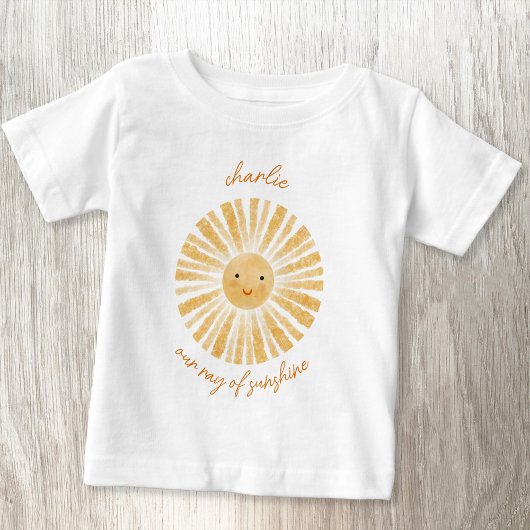 Sonnenstrahlen im Personalisierten Wasser Baby T-shirt