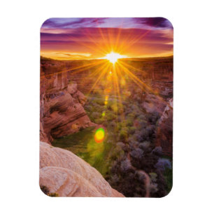 Sonnenstrahlen in Canyon de Chelly, AZ Magnet