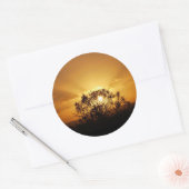 Sonnenstrahlen Runder Aufkleber (Umschlag)