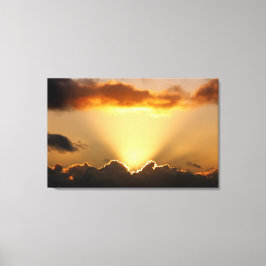 Sonnenstrahlen und dunkle Wolken Leinwanddruck