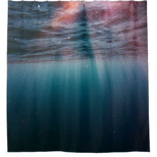 Sonnenstrahlen unter Wasser Duschvorhang