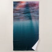 Sonnenstrahlen unter Wasser Strandtuch (Vorderseite)