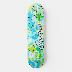 Sonnenstrahlte Ruhe: Sky Blue & Yellow Graffiti He Skateboard