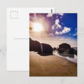 Sonnenstrand mit Felsen Postkarte (Vorne/Hinten)