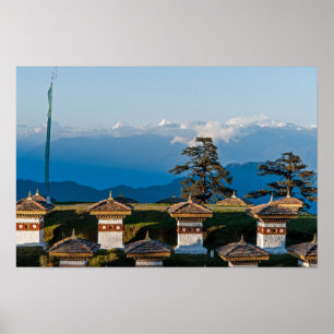 Sonnenuntergang am Dochula-Pass - Bhutan, Himalaja Poster