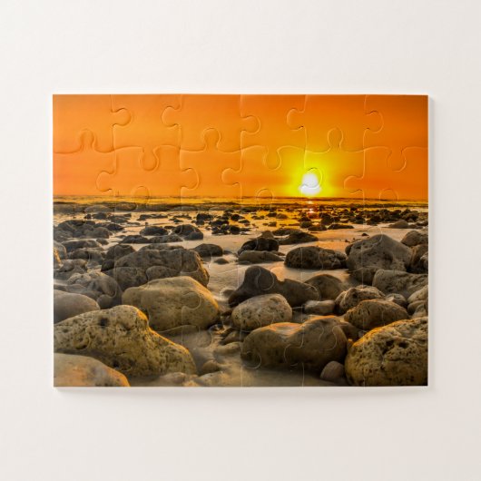 Sonnenuntergang am Felsstrand Puzzle (Horizontal)