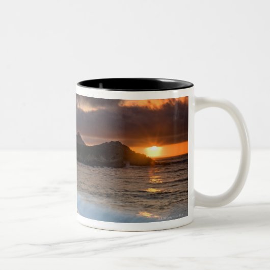 Sonnenuntergang am Kloster-Strand, Carmel, Zweifarbige Tasse (Rechts)
