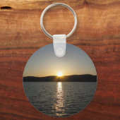 Sonnenuntergang am Onota See: Vertikal Schlüsselanhänger (Vorderseite)