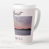 Sonnenuntergang am Pier Keyport NJ Milchtasse (Rechte Ecke)