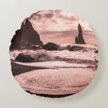 Sonnenuntergang am schwarzen Sandstrand Reynisfjar