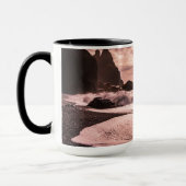 Sonnenuntergang am schwarzen Sandstrand Reynisfjar Tasse (Links)