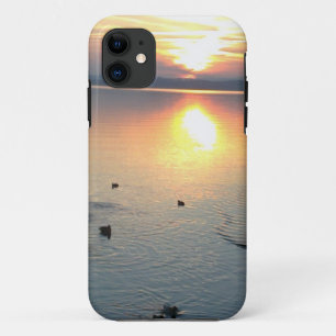 Sonnenuntergang am See mit Enten Case-Mate iPhone Hülle
