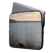 Sonnenuntergang am Seeufer Laptopschutzhülle (Vorderseite Links)