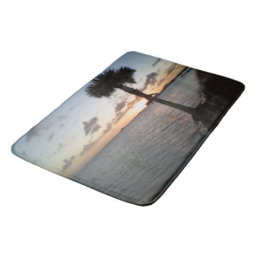 Sonnenuntergang am Strand Badematte (Schrägansicht)