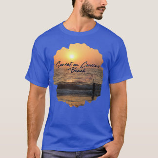 Sonnenuntergang am Strand von Cousins T-Shirt