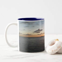 Sonnenuntergang am Strand Zweifarbige Tasse