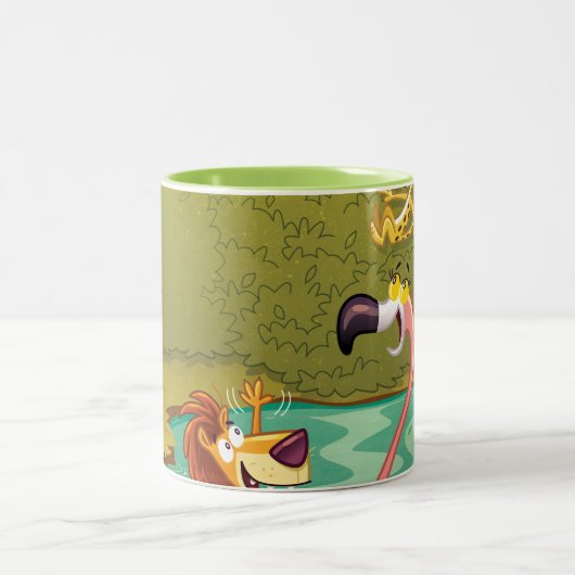 Sonnenuntergang am Wasser-Loch Zweifarbige Tasse (Mittel)