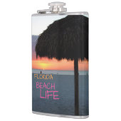 Sonnenuntergang am weißen Sandstrand von Florida Flachmann (Links)