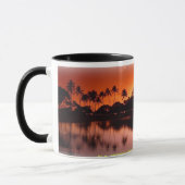 Sonnenuntergang an der Ala Moana Strand-Tasse Tasse (Links)