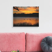 Sonnenuntergang auf dem Lake Wrapped Canvas Print Leinwanddruck (Insitu (Wohnzimmer))