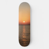 Sonnenuntergang auf dem Meer, Glühen auf dem Wasse Skateboard (Vorderseite)