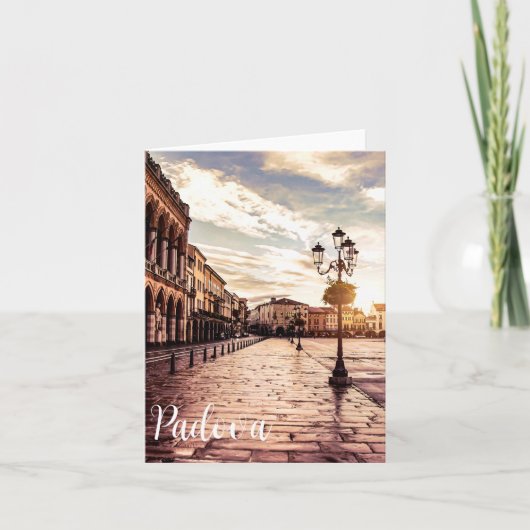 Sonnenuntergang auf dem Platz Padova in Italien (Vorderseite)