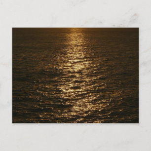 Sonnenuntergang auf dem Wasser Abstrakte Ozeanfoto Postkarte