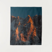 Sonnenuntergang auf den majestätischen Bergen Wandteppich (Vorderseite)