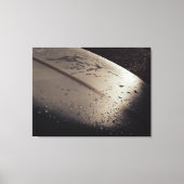 Sonnenuntergang auf einem Surfbrett, gesteppte Lei Leinwanddruck (Vorderseite)