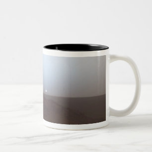 Sonnenuntergang auf Mars-Tasse Zweifarbige Tasse
