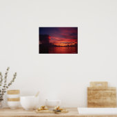 Sonnenuntergang auf See mit dunklen Wolken Poster (Küche)