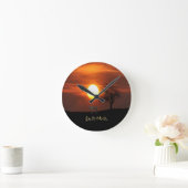 Sonnenuntergang, Baum, Vögel, Windhund, Hund Runde Wanduhr (Zuhause)