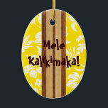 Sonnenuntergang Beach Vintag Surfboard Ornament<br><div class="desc">Sunset Beach liegt an der Nordküste von Oahu in Hawaii und ist bekannt für seine Geschichte mit berühmten Surfern der 50er und 60er Jahre. Diese Surfer und Shaper inspirierte uns, dieses Ornament zu entwerfen. Wir kombinierten koa-Holzstreifen und bedruckte Paneele aus Hibiskus-Blume. Zu Weihnachten ist unser Gruß "Mele Kalikimaka", aber diese...</div>