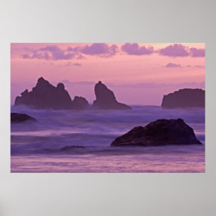 Sonnenuntergang bei den Stacks am Bandon Beach. Poster